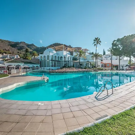 With Sea Views, Terrace & Pool, * Nerja